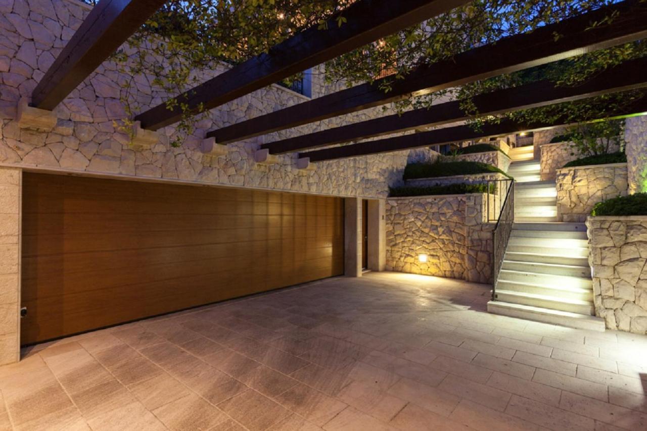 Exclusive Villa Marnano - Split Center ภายนอก รูปภาพ